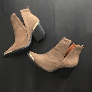 Jeffrey Campbell Cromwell Genuine Leather Booties